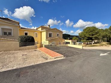 Villa avec balcon à vendre à La Empedrola