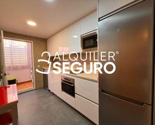 Kitchen of Flat to rent in  Madrid Capital  with Air Conditioner and Terrace