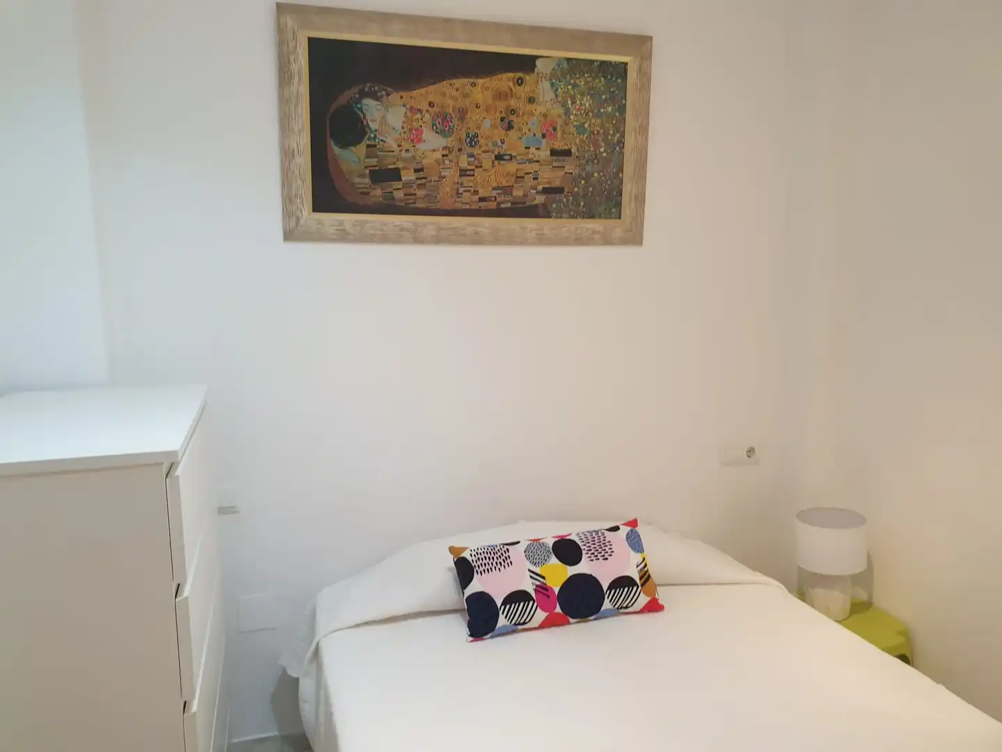 Schlafzimmer von Wohnung zur Miete in Málaga mit Möbliert und Waschmaschine