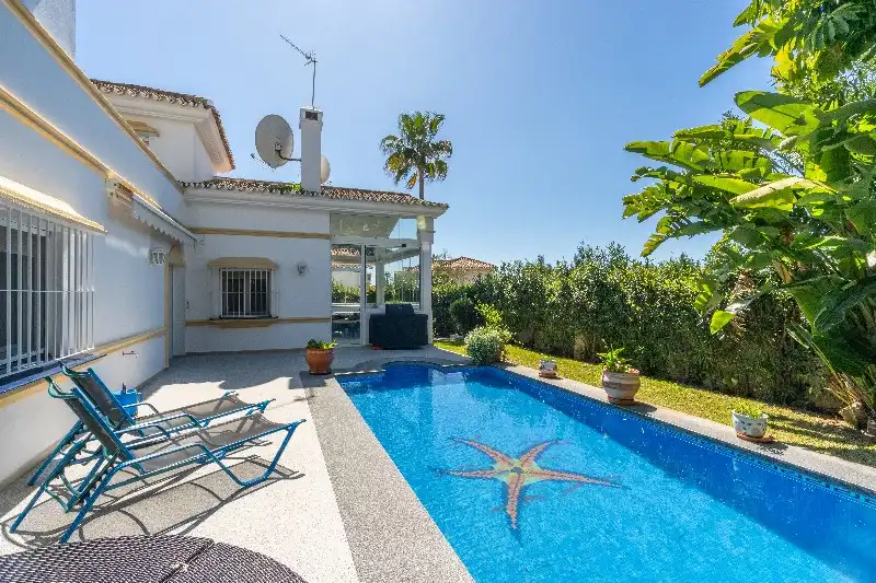 Chalet con piscina en venta en Elviria - Cabopino, imagen 36