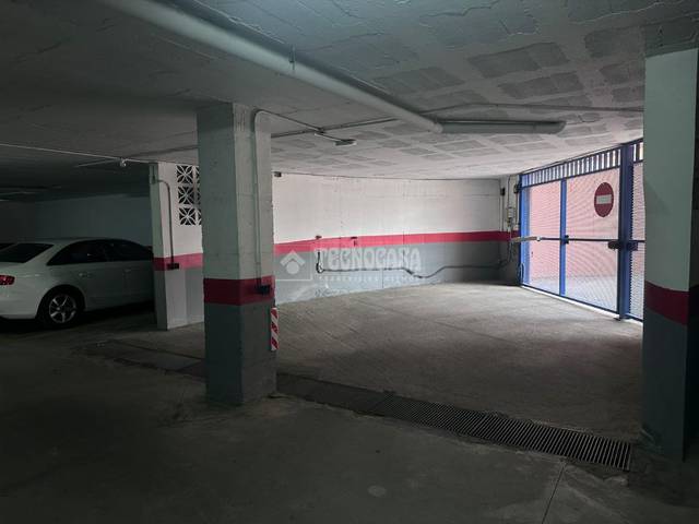 Garaje en Venta en Santa Cristina - San Rafael