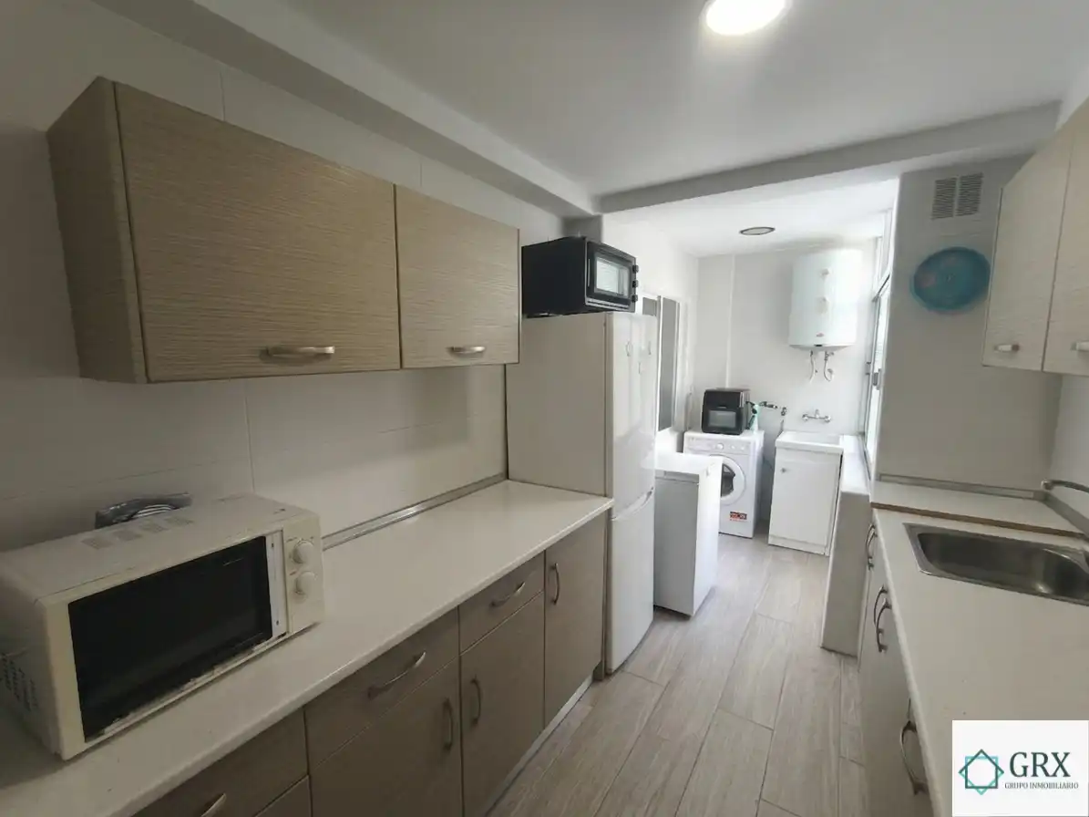 Cocina de Piso de alquiler en Granada con Amueblado