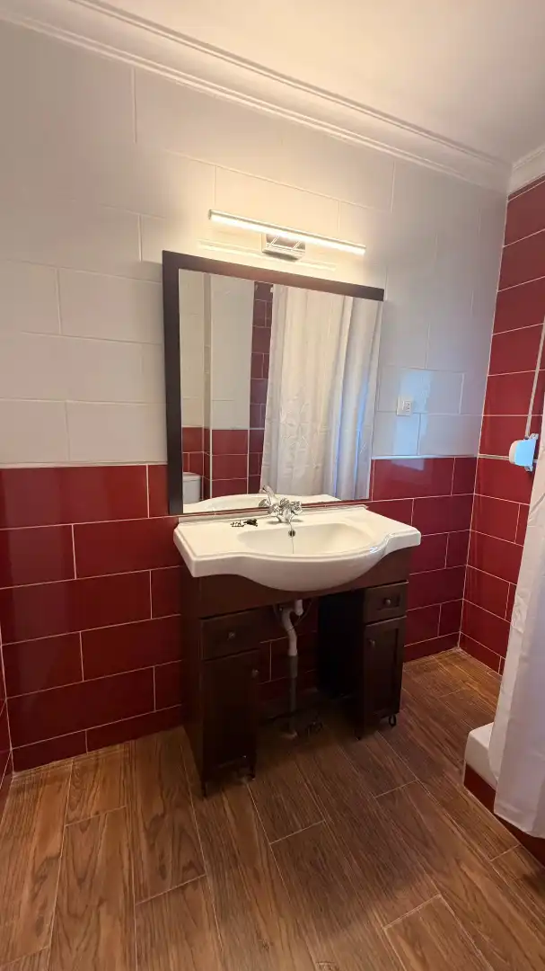 Baño de Piso de alquiler en San Roque con Terraza, Amueblado y Lavadora