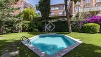 Piscina de Pis en venda en  Barcelona Capital amb Aire condicionat, Calefacció i Parquet