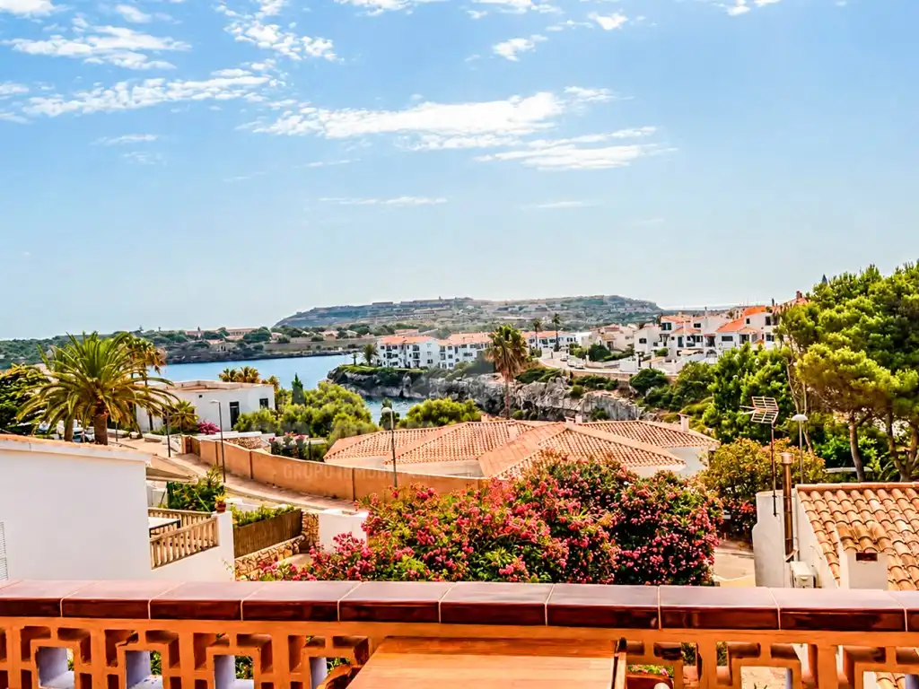 Terrassa de Apartament en venda en Es Castell amb Terrassa