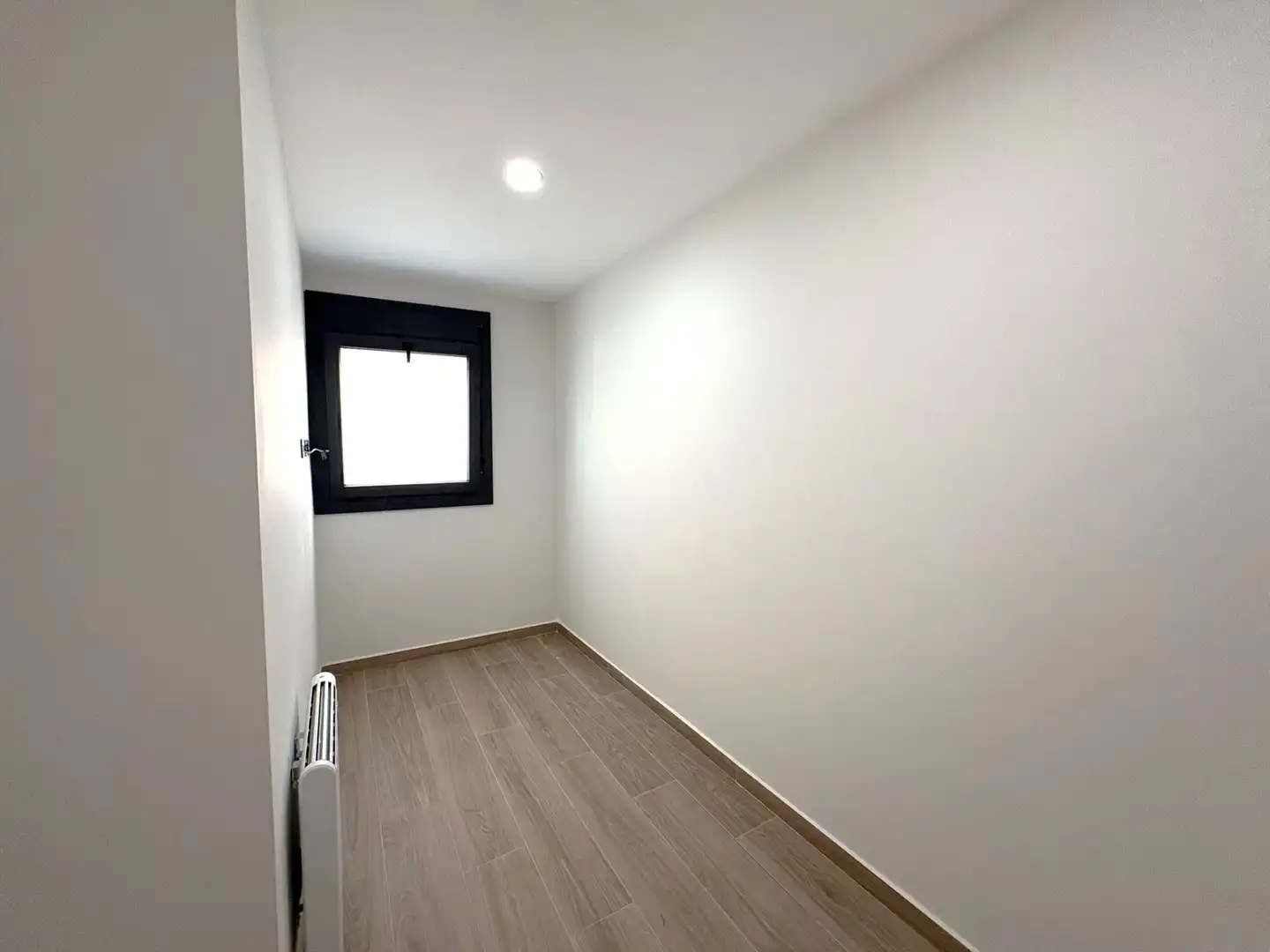 Habitación de Planta baja en venta en Terrassa con Aire acondicionado, Calefacción y Parquet