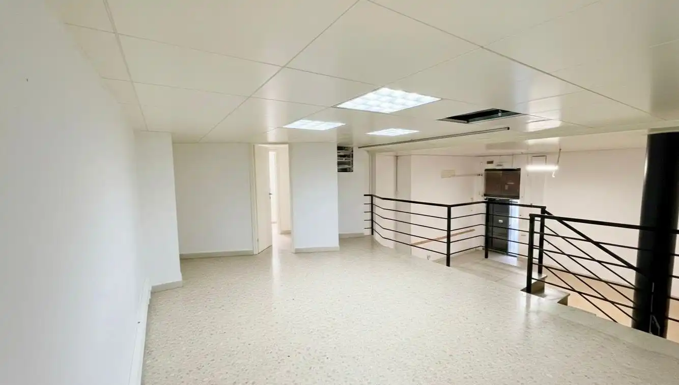Local en venta en L'Hospitalet de Llobregat