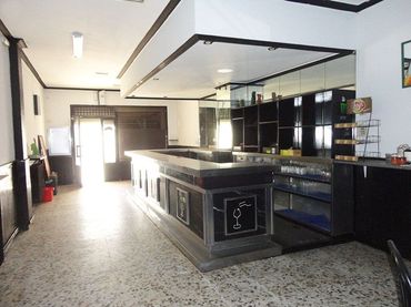 Local comercial en venda a Palacio 46
