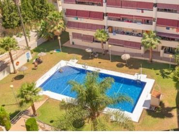 Ático con piscina en venta en Calle Antonio Machado 8