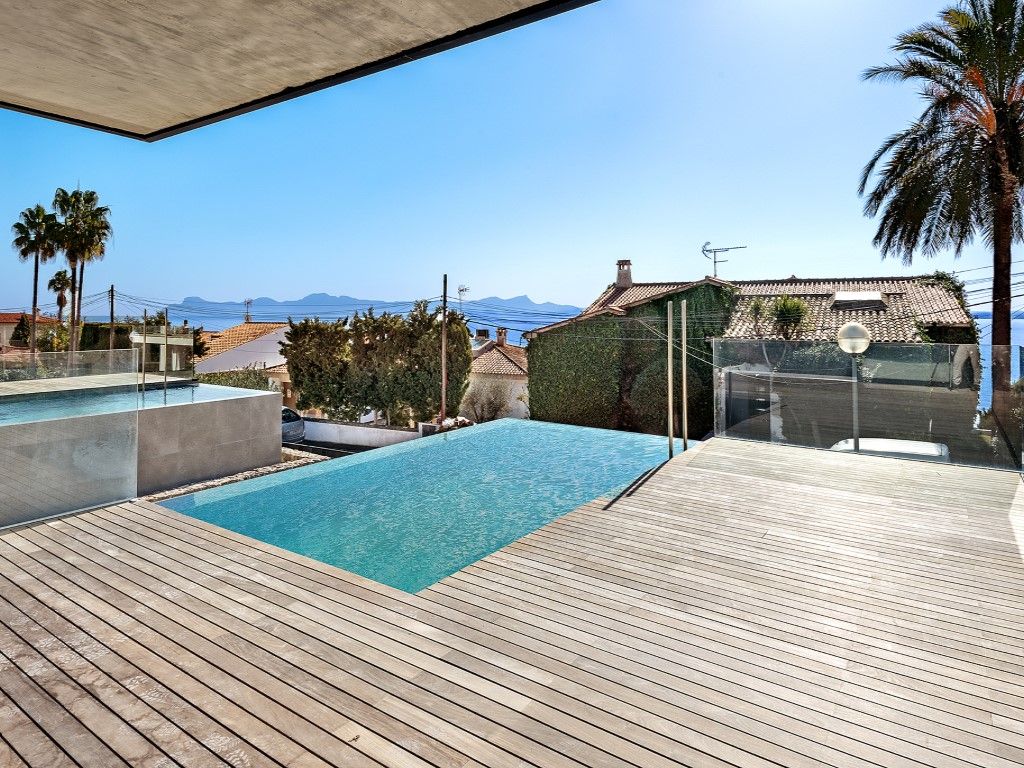 Piscina de Casa o xalet en venda en Alcúdia amb Aire condicionat, Calefacció i Jardí privat