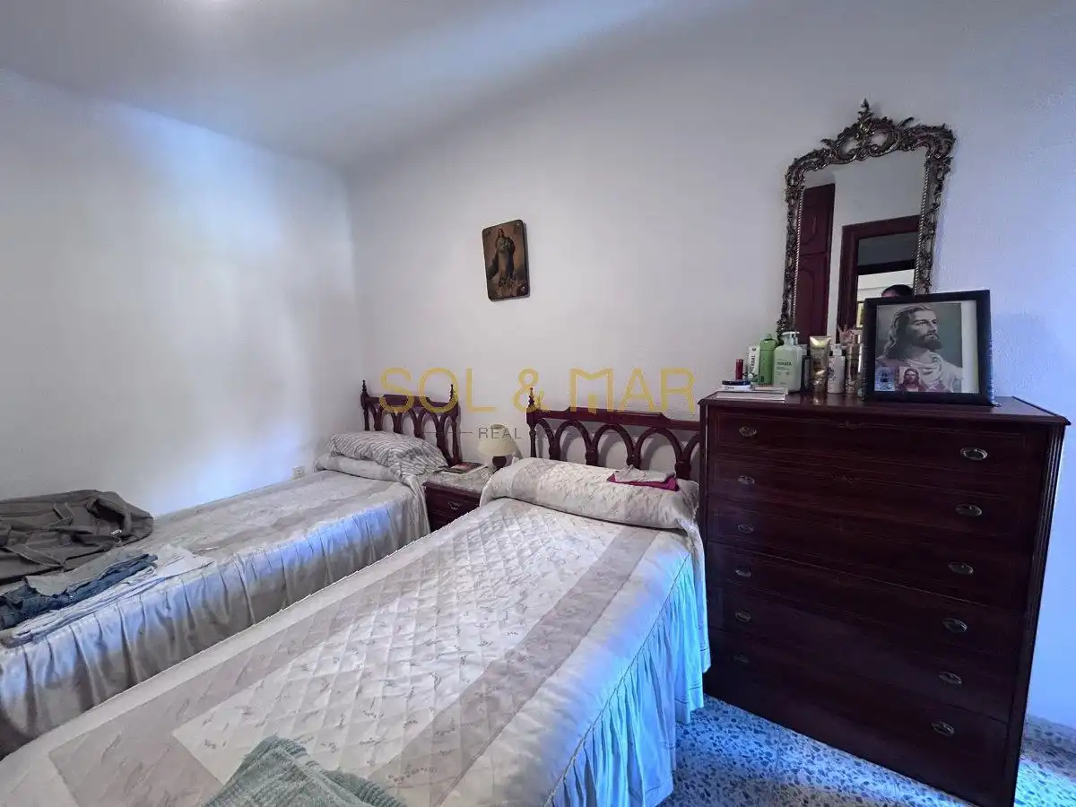 Habitación de Piso en venta en Torremolinos con Calefacción, Terraza y Amueblado