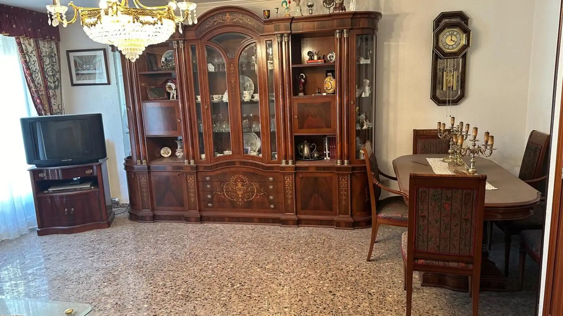 Comedor de Piso en venta en Alhama de Aragón con Calefacción, Trastero y Balcón