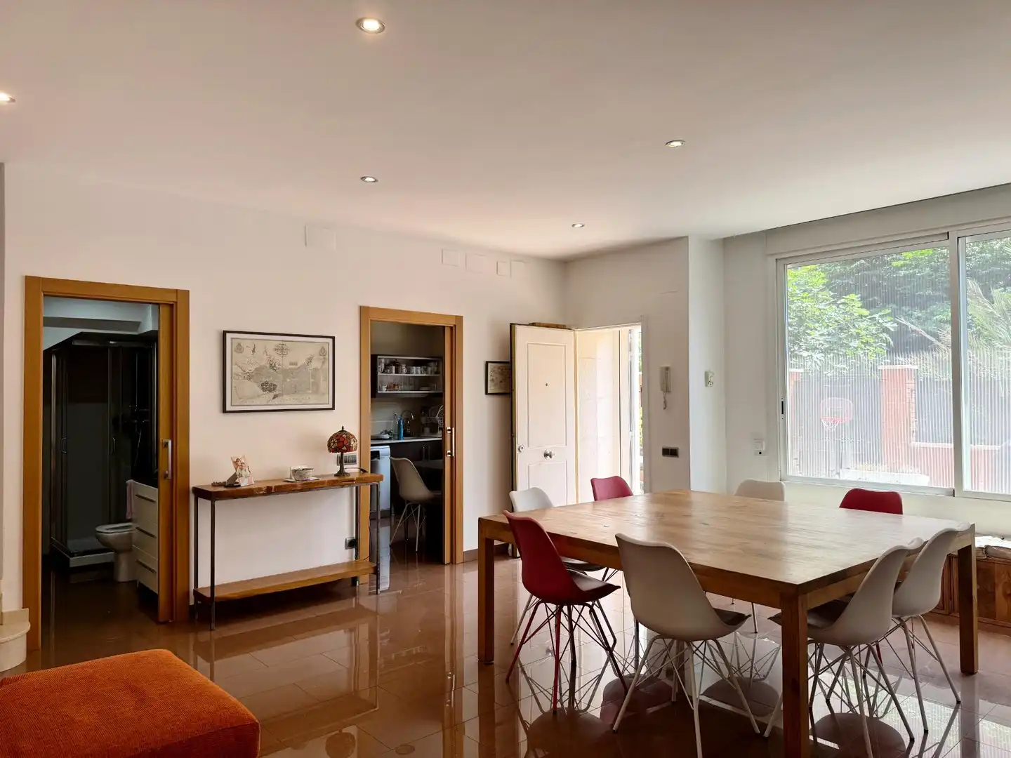 Comedor de Casa adosada en venta en Gavà con Aire acondicionado, Calefacción y Jardín privado