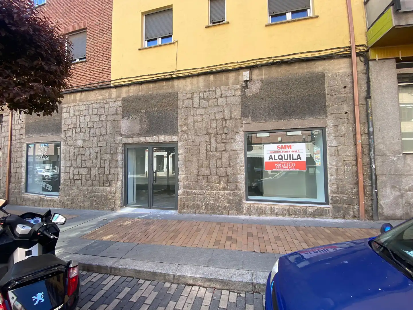 Local de alquiler en Ávila Capital