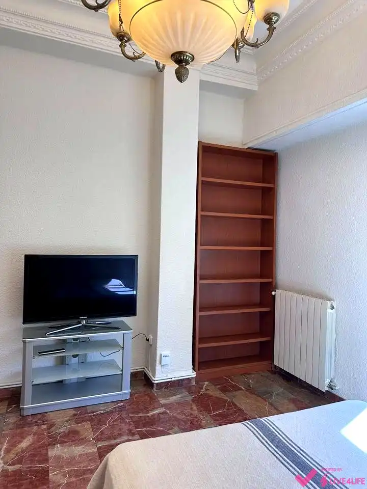 Bedroom of Flat for rent in Valencia  with Furnished