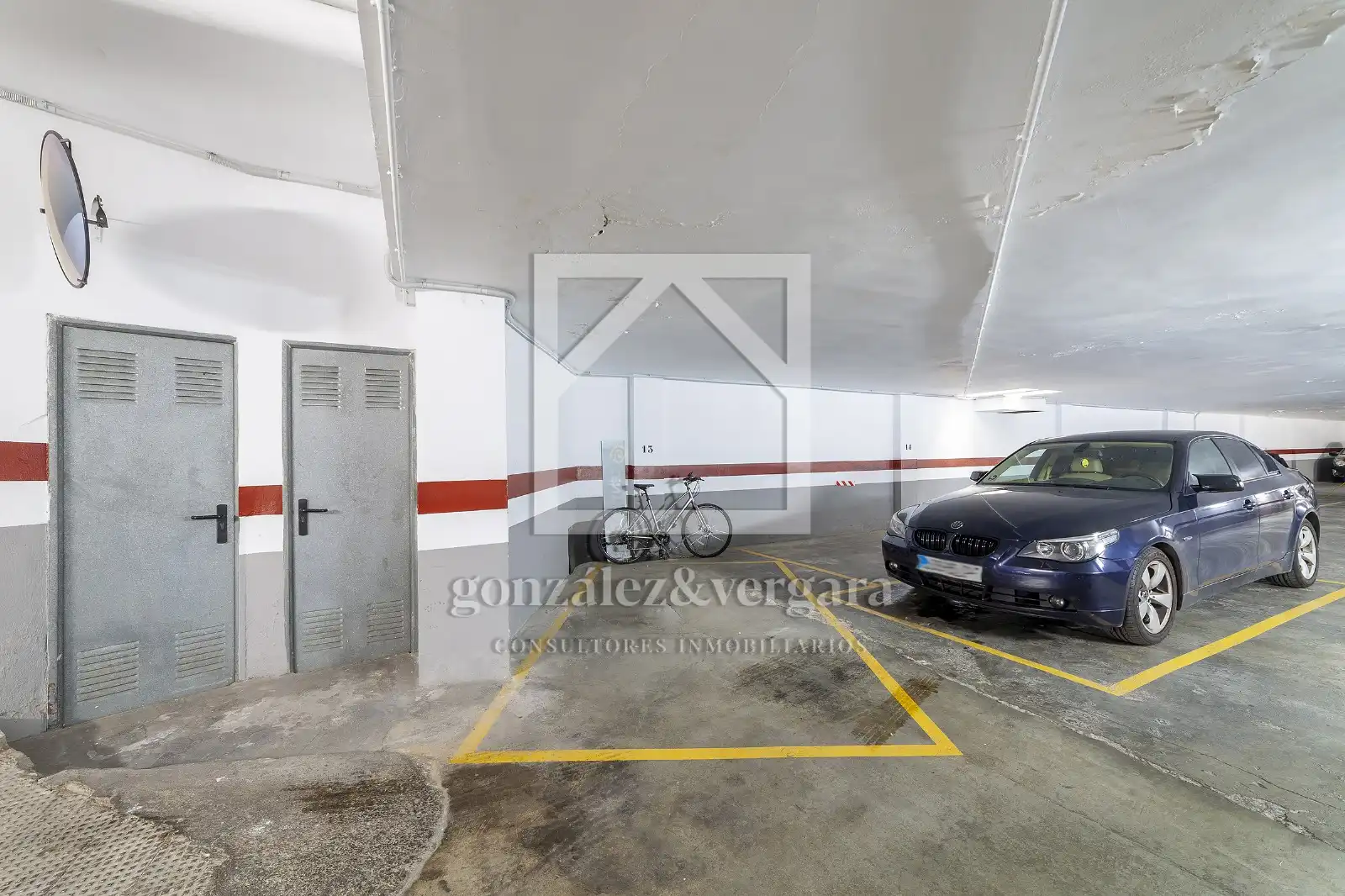 Parking de Piso en venta en Valencia con Aire acondicionado, Calefacción y Terraza