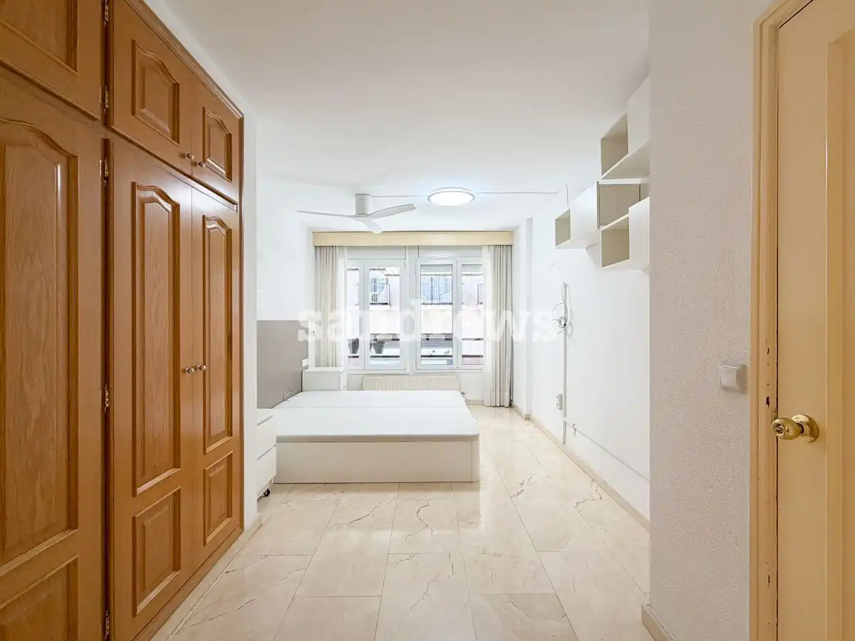 Bedroom of Flat for sale in Figueres  with Air Conditioner, Heating and Terrace