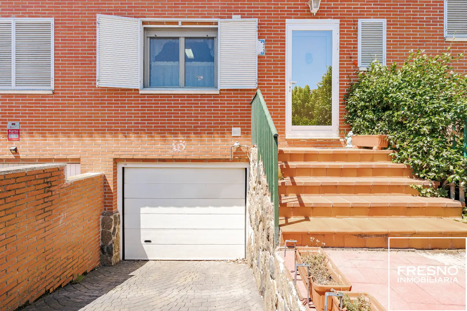 Vista exterior de Casa o chalet en venta en Cobeña con Aire acondicionado, Calefacción y Jardín privado