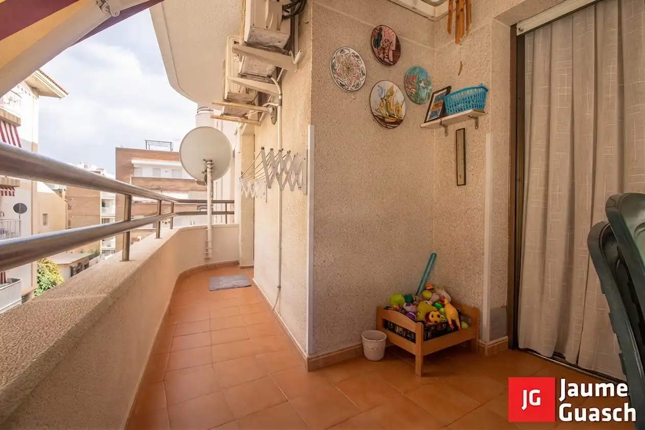 Flat with lift for sale in Centre, imagen 2
