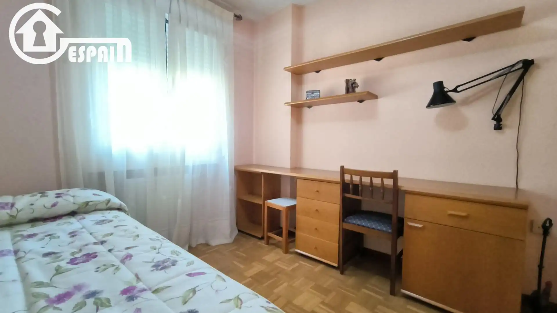 Bedroom of Flat for sale in Madrid  with Air Conditioner and Heating