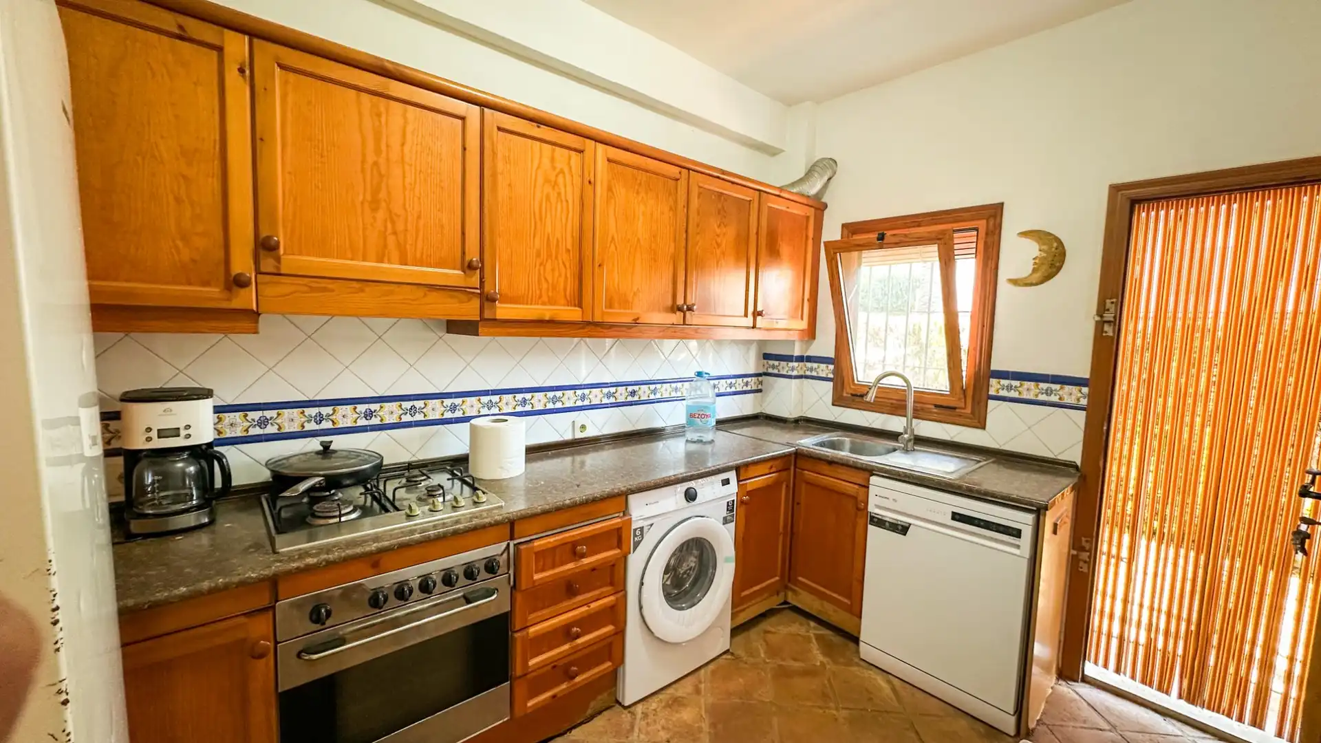 Kitchen of Houses for sale in Orihuela  with Air Conditioner, Swimming Pool and Furnished