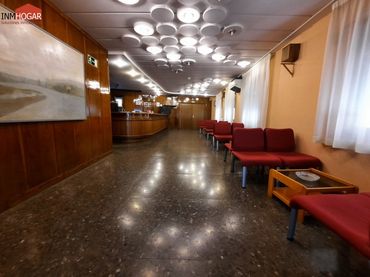 Business premises to rent in Murallas