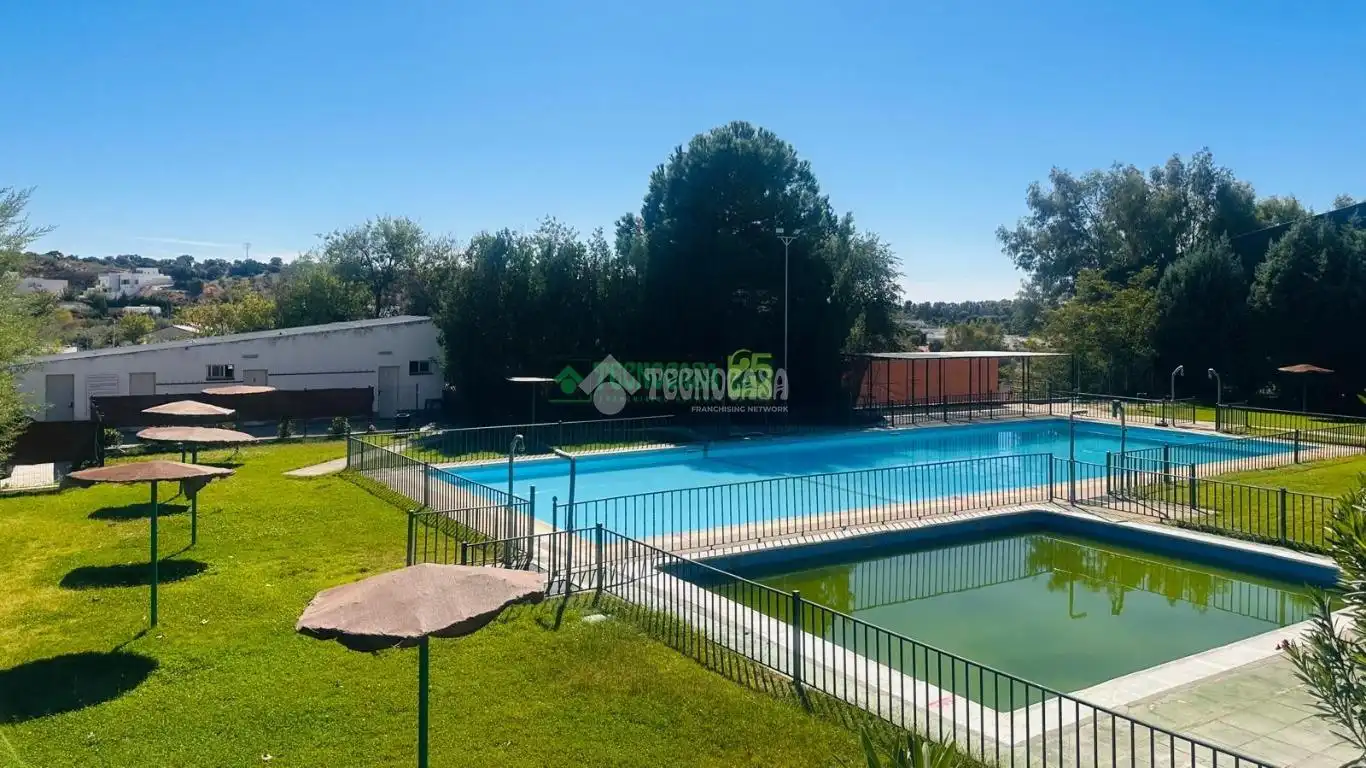 Pis amb piscina en venda a Olías del Rey, imagen 39