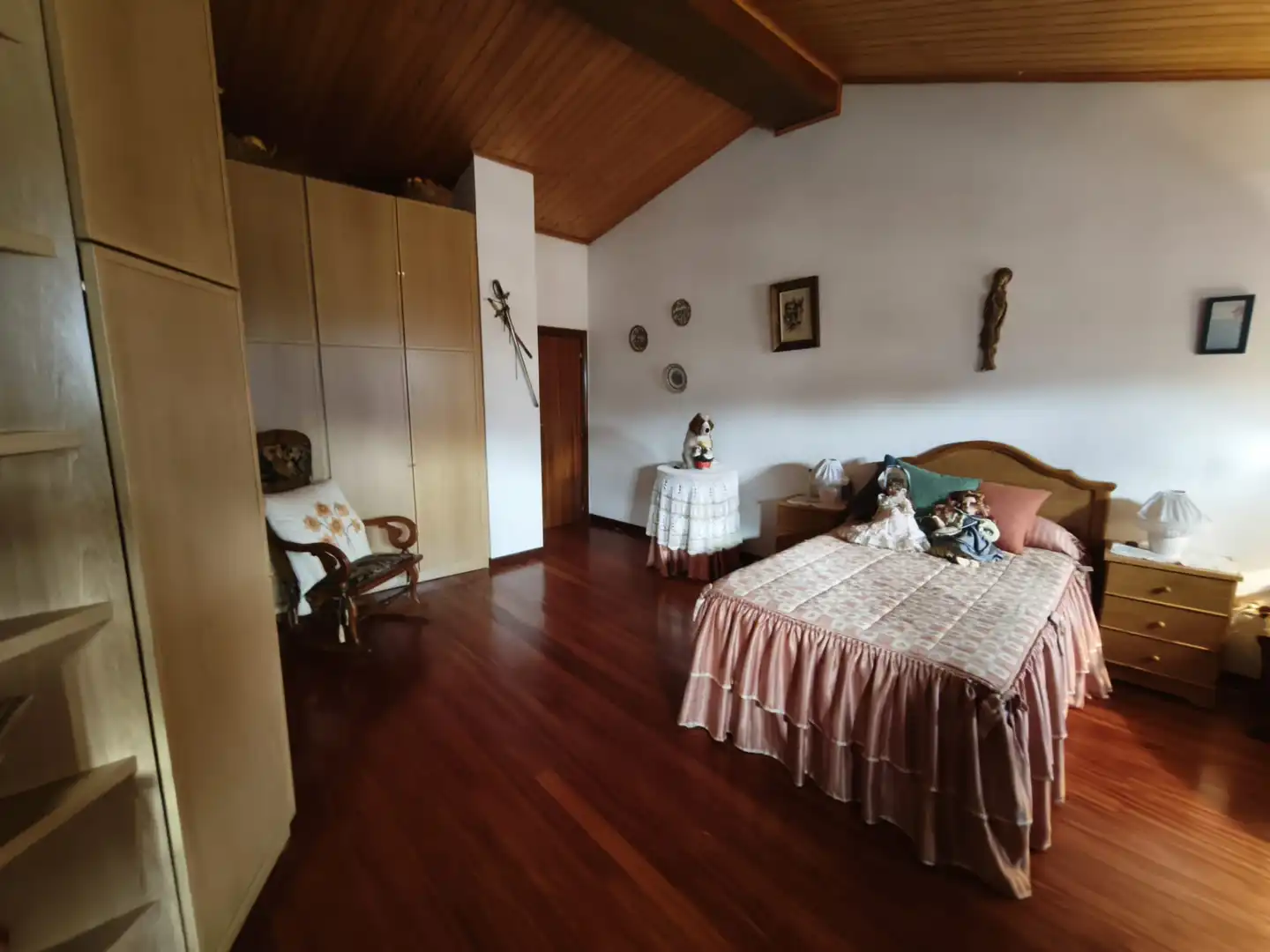 Dormitori de Dúplex en venda en Ourense Capital  amb Calefacció, Parquet i Forn