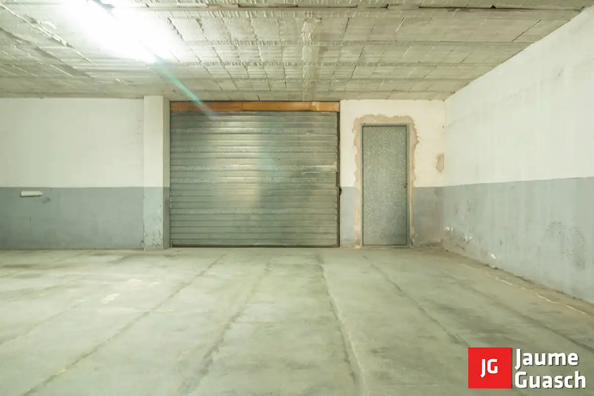 Parkplatz von Garage zum Verkauf in Torredembarra