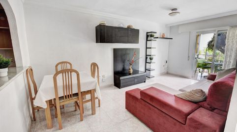 Foto 3 de Piso en venta en Calle Sagitario, 1, Parque de la Paloma, Benalmádena