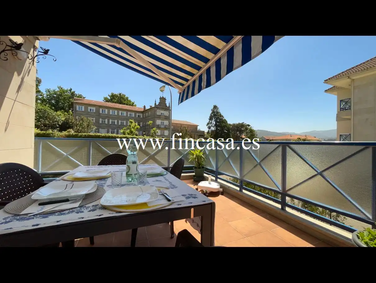 Terraza de Piso en venta en Nigrán con Calefacción, Jardín privado y Parquet
