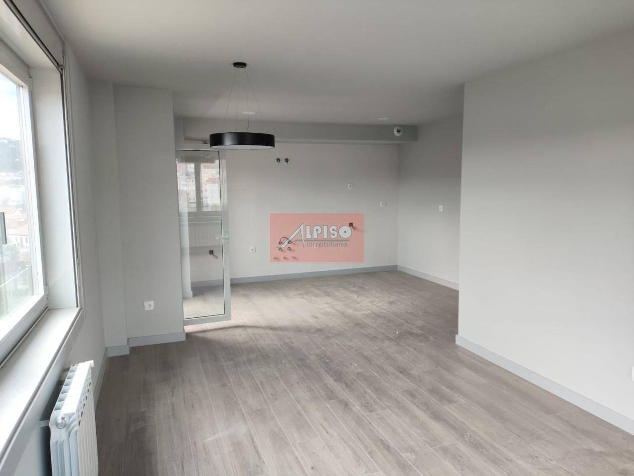 Pis en venda a Amado Carballo, Polvorín