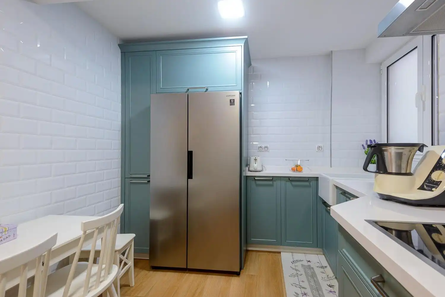 Cocina de Piso en venta en Oviedo  con Calefacción y Parquet