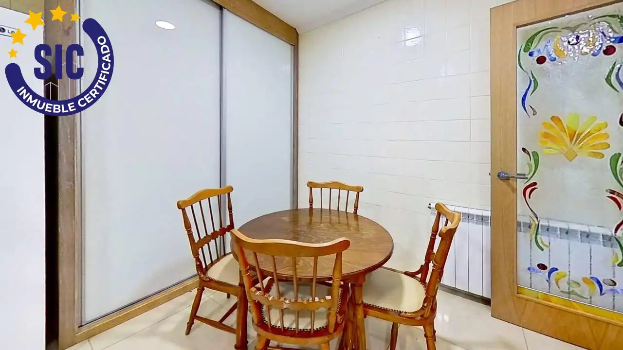 Esszimmer von Haus oder Chalet zur Miete in Chiva mit Heizung und Terrasse