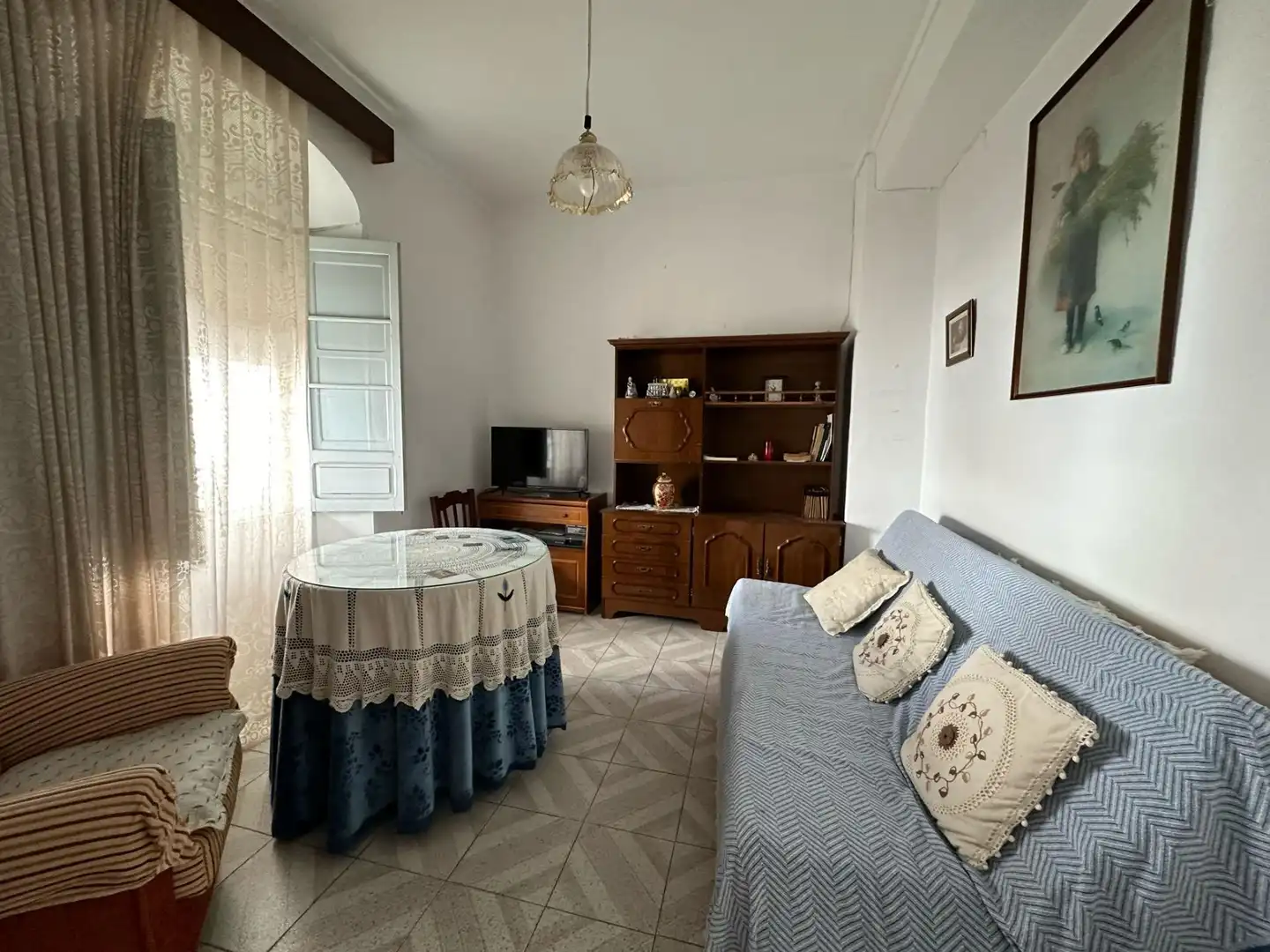 Sala d'estar de Casa o xalet en venda en Ubrique amb Terrassa, Traster i Balcó