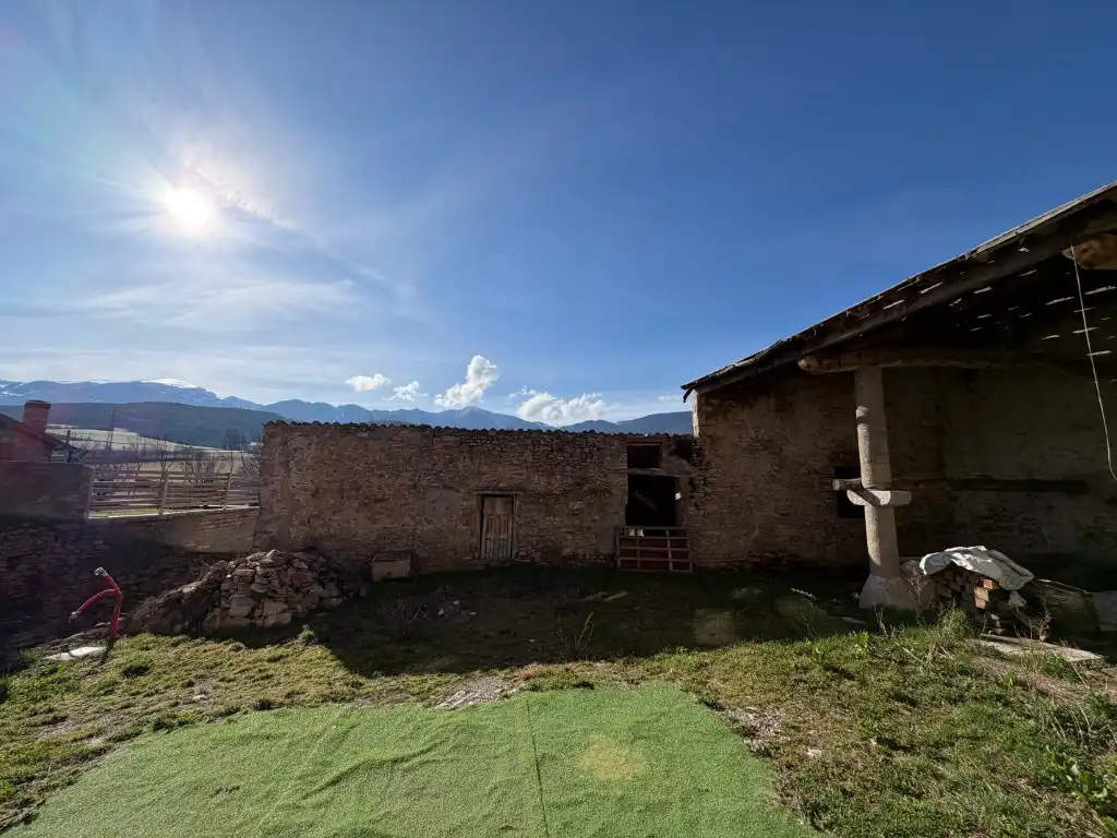 Exterior view of Country homes for sale in Bellver de Cerdanya