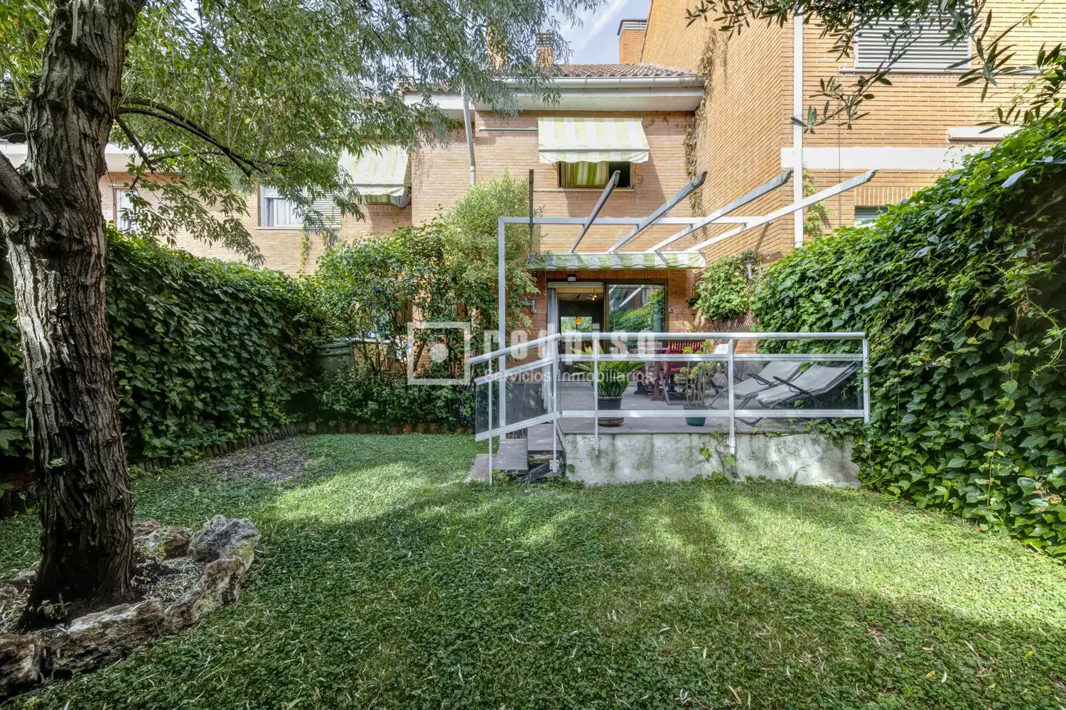 Garden of Houses for sale in Pozuelo de Alarcón  with Air Conditioner, Heating and Private garden