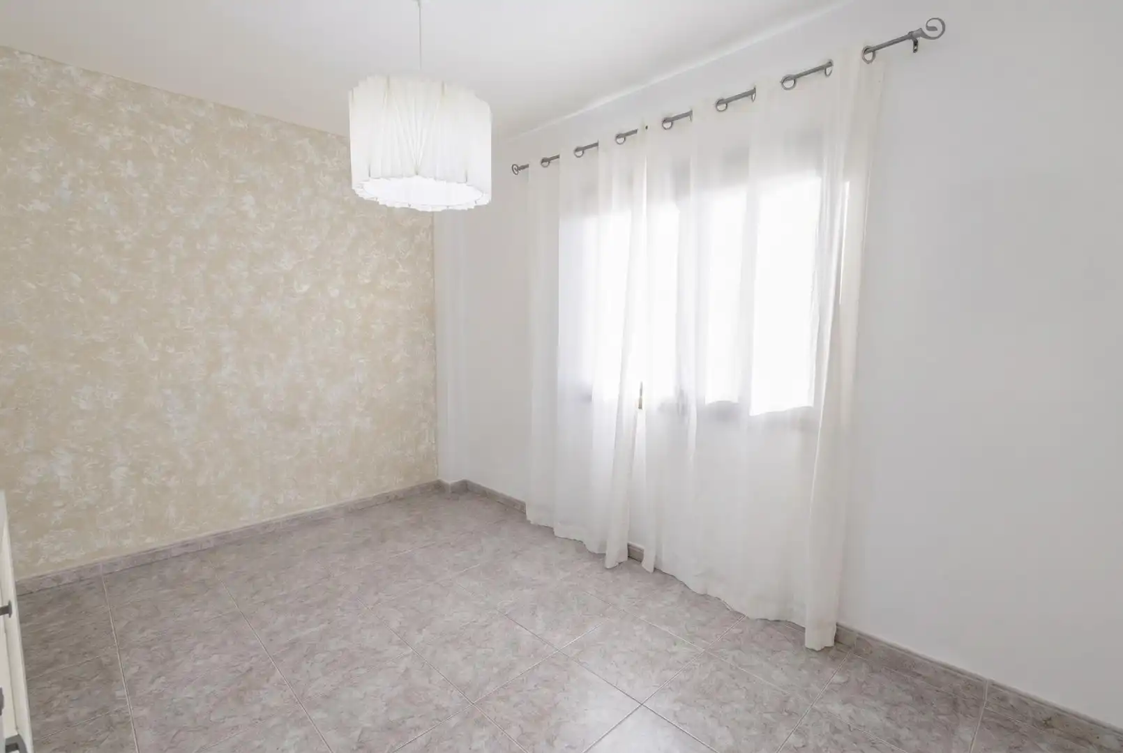 Habitación de Apartamento en venta en San Cristóbal de la Laguna con Piscina comunitaria