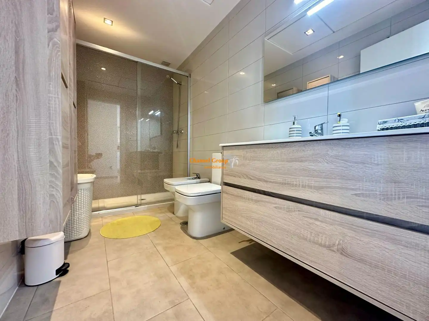 Bathroom of Apartments for rent in Elche / Elx  with Terrace, Storage room and Furnished