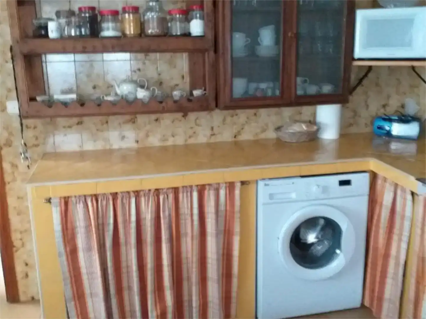 Cuina de Pis en venda en Saldaña amb Jardí privat, Parquet i Moblat