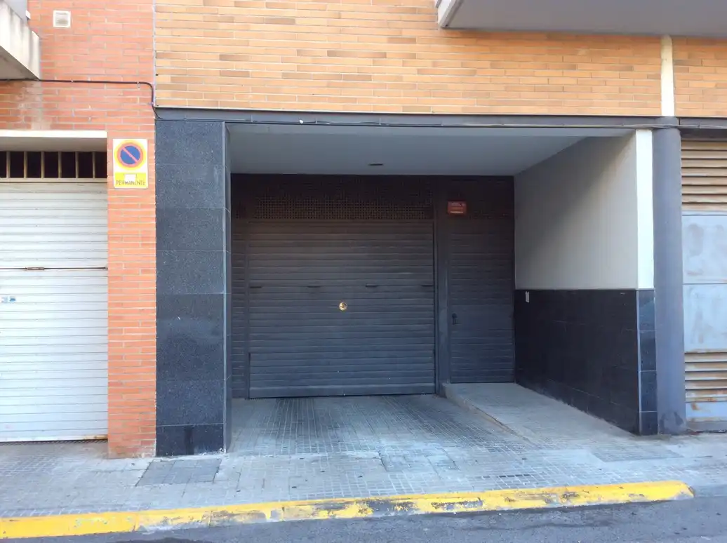 Parcheggio con ascensore in vendita a C/ Marqués de Montoliu