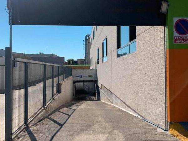 Garaje en Alquiler en Calle Toledo en Fuentebella -San Felix - El Leguario