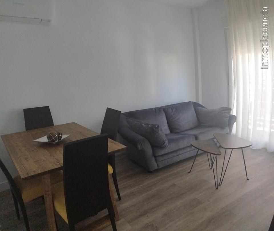 Piso de alquiler en maria la brava, Miralvalle - Av. Virgen del Puerto - La Data