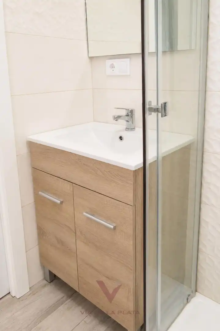 Bathroom of Flat for sale in Cabrerizos  with Heating, Furnished and Oven