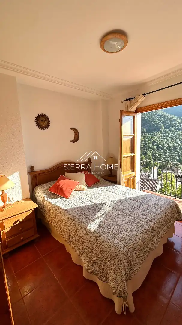 Piso con terraza en venta en Calle Real, imagen 2