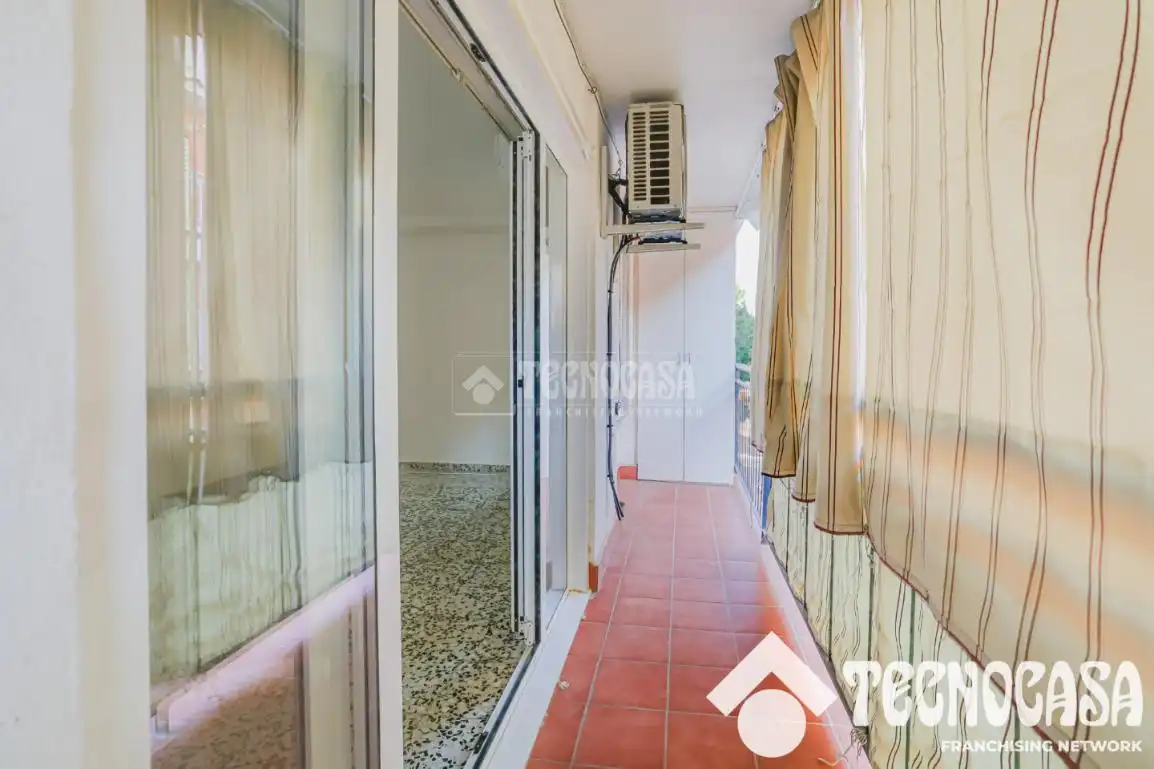 Terrasse von Wohnung zum Verkauf in Mataró mit Klimaanlage, Balkon und Alarm