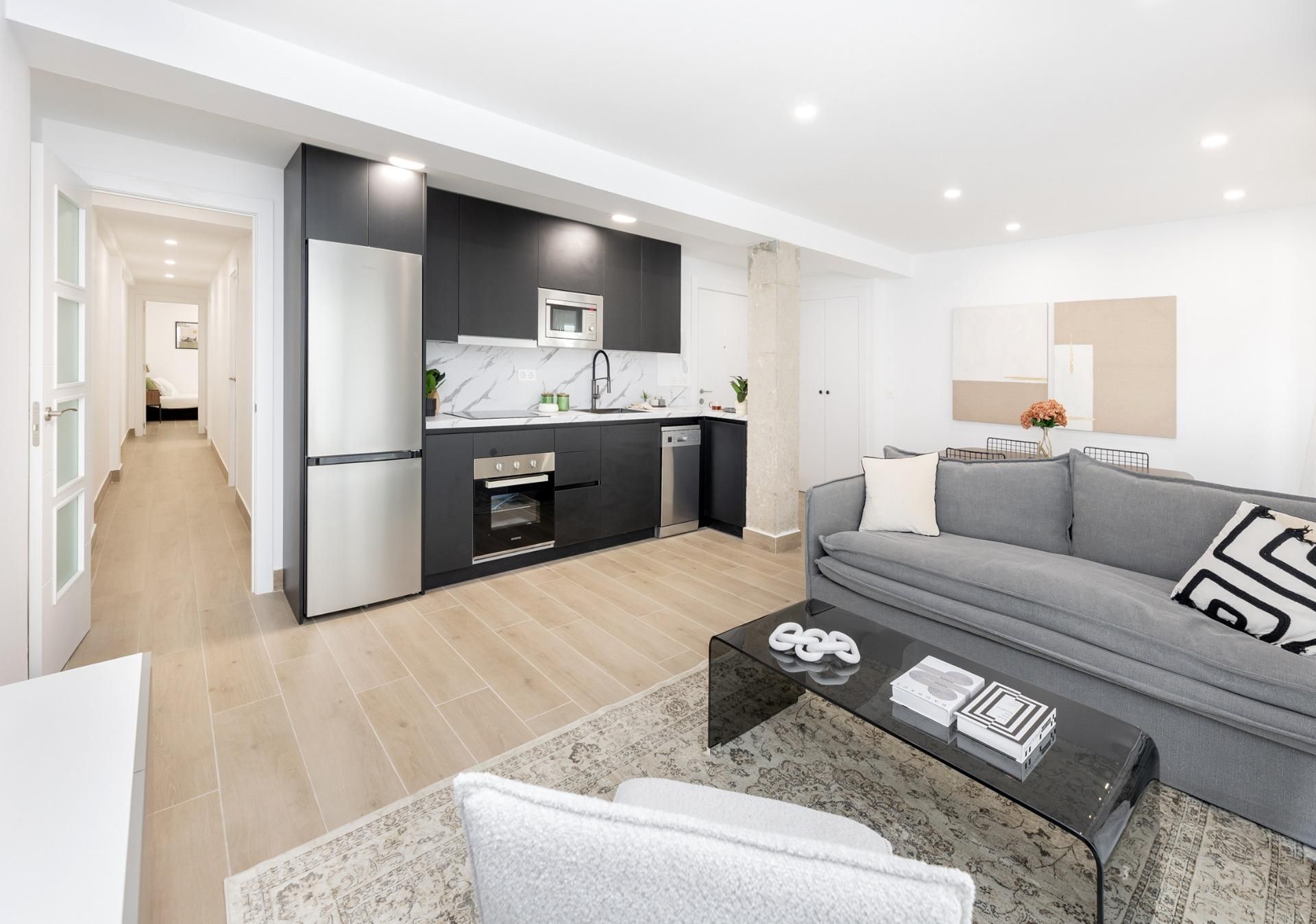 Living room of Flat for sale in  Granada Capital  with Air Conditioner and Balcony