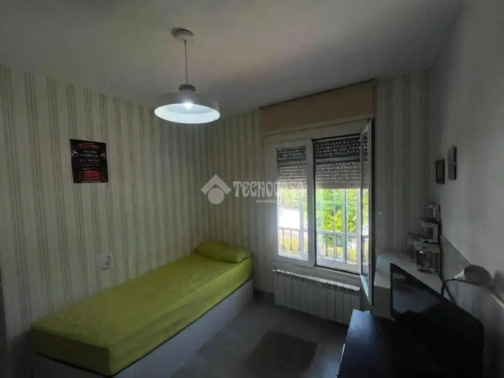 Habitación de Casa adosada en venta en Miguelturra con Aire acondicionado, Calefacción y Piscina comunitaria