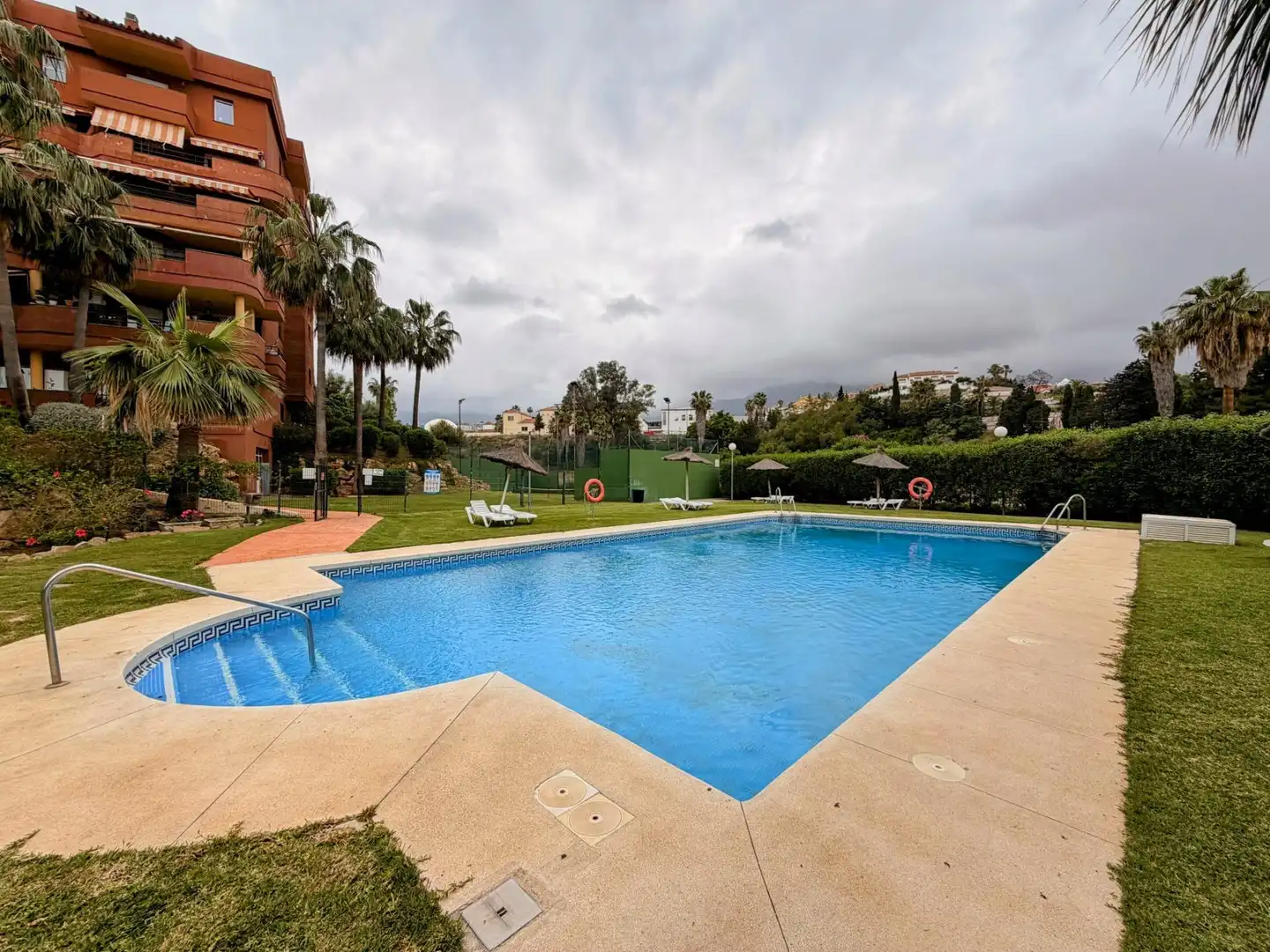 Pis amb piscina en venda a Avenida MANUEL MENA PALMA, imagen 2