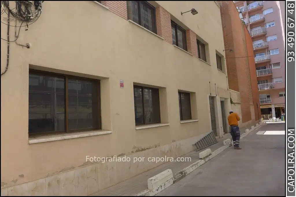 Außenansicht von Gebäude zum Verkauf in Barcelona